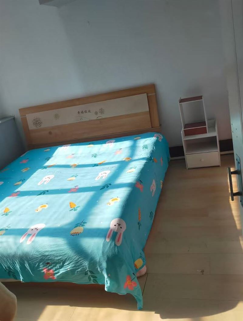 比優(yōu)特附近，七樓