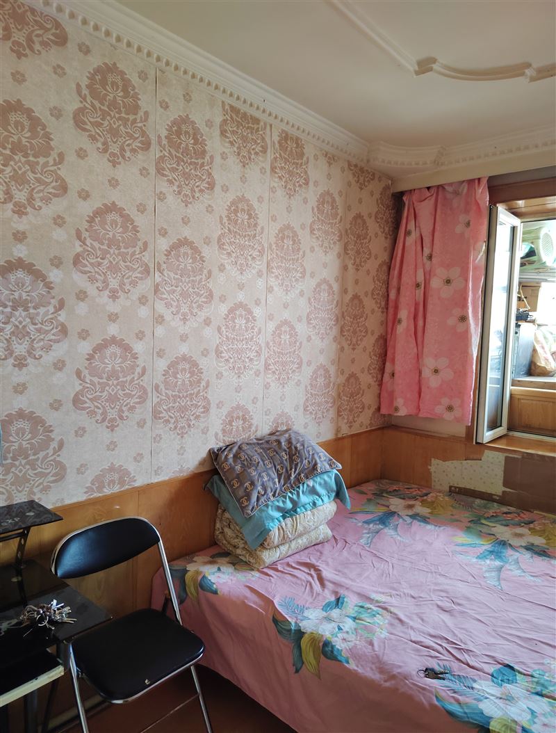 步行街，單間出租