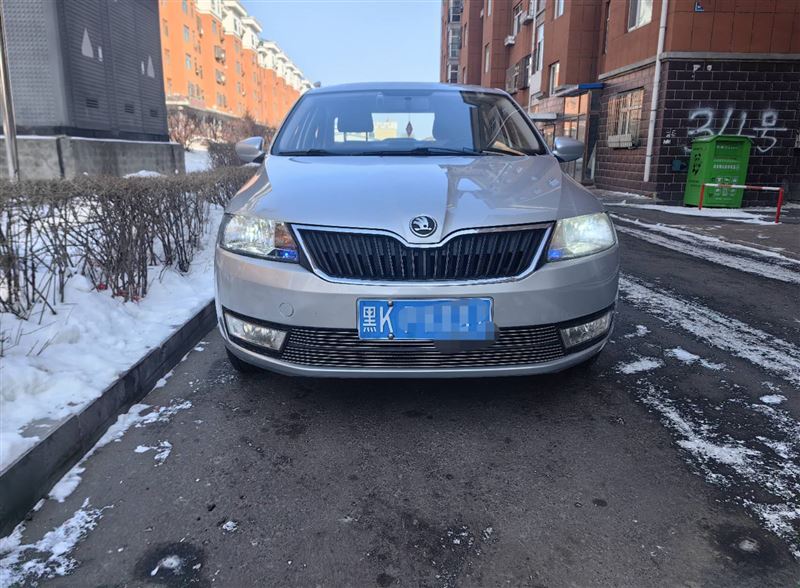 個人賣自動擋斯柯達昕銳